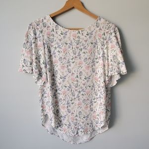 🏷H&M flowy floral short sleeve top size 2